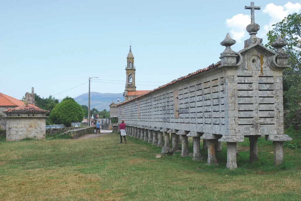166. Hórreo De Carnota