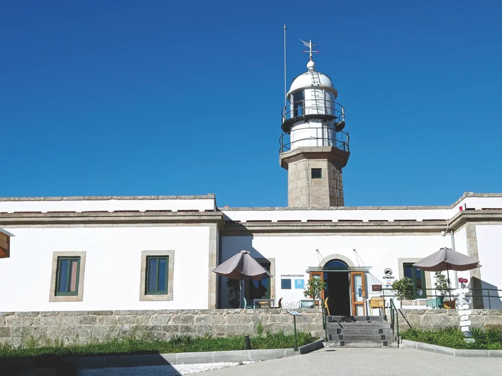 168. Faro De Lariño
