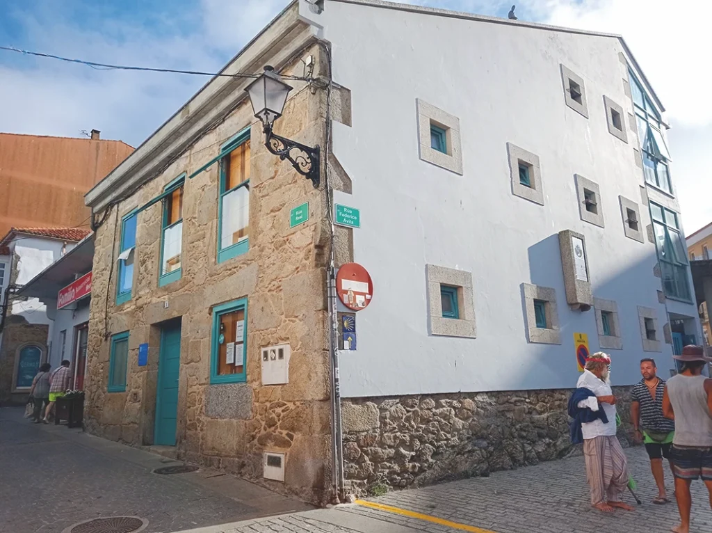 201. Albergue Público De Peregrinos De Fisterra
