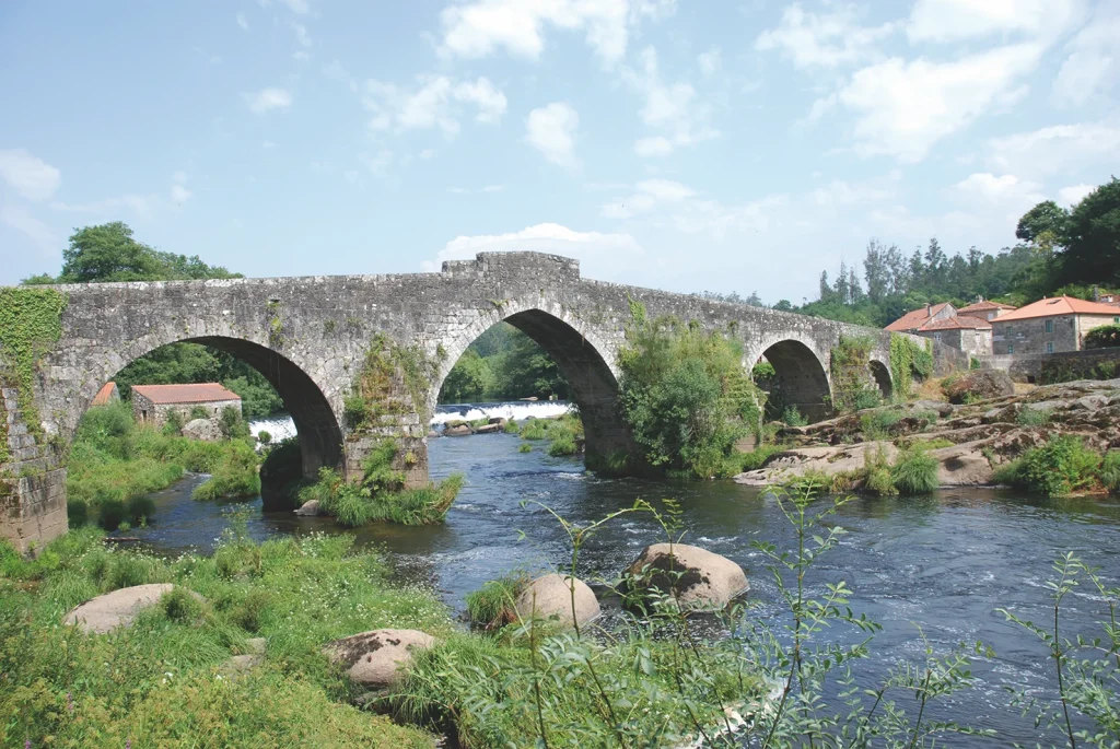 202. Ponte Maceira