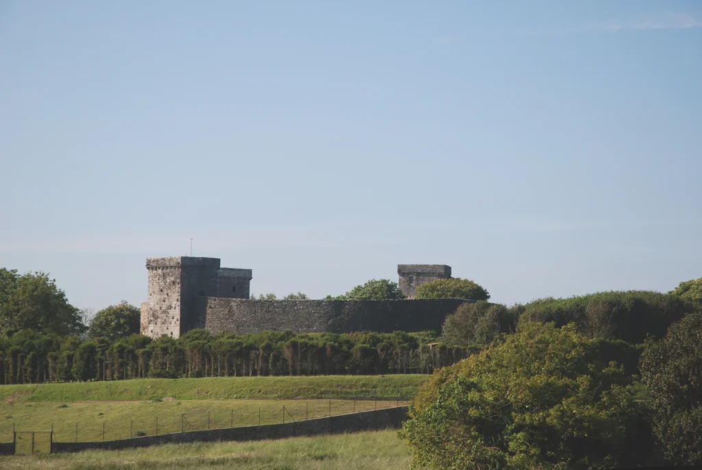 46. Torres De Mens, Unha Das Fortalezas Derrubadas Polos Irmandiños